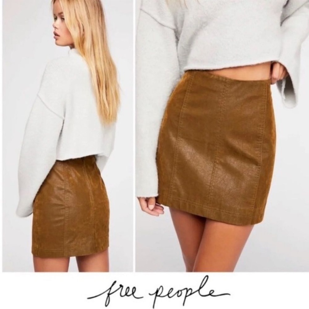 Free People vegan Leather Mini Skirt - size 4 like new